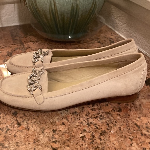 🌟 HP 🌟 Stuart Weitzman embellished suade loafers - Picture 4 of 11